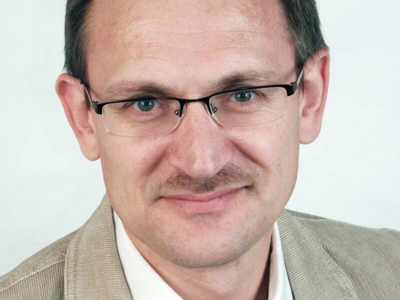 Diplom-Psychologe, Systemischer Paar- und Familientherapeut und Mediator