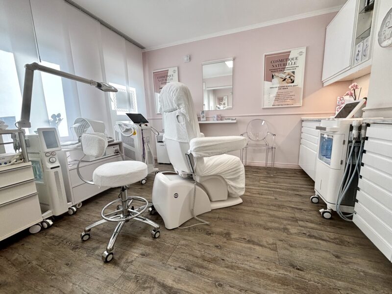 Cosmetique Naturelle, Kosmetik, Aquafacial, Microneedling, Laser-Haarentfernung